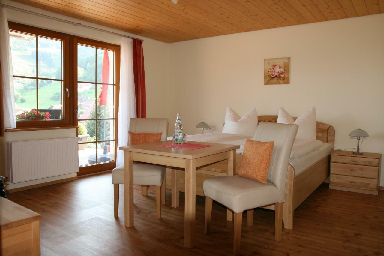 Gaestehaus Sonnhalde Wieden Esterno foto